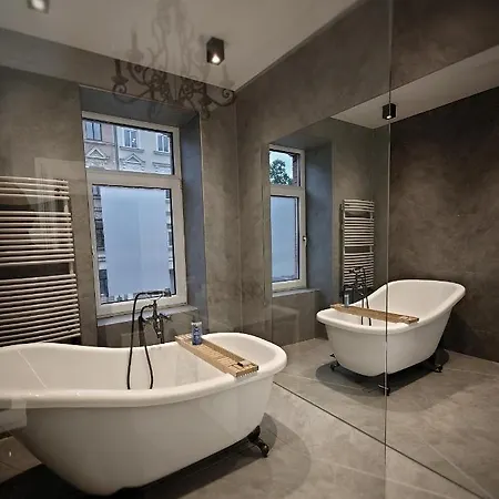 Flat In Neo Country Style Aus Gruenderzeit Bis 6 Person * Lipsk