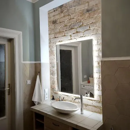 Apartament Flat In Neo Country Style Aus Gruenderzeit Bis 6 Person *