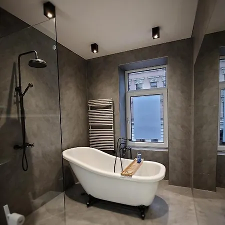 Appartement Flat In Neo Country Style Aus Gruenderzeit Bis 6 Person Leipzig