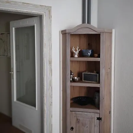 Flat In Neo Country Style Aus Gruenderzeit Bis 6 Person Apartamento *