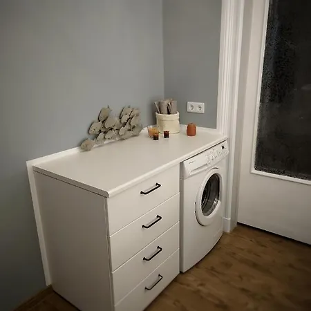 Apartamento Flat In Neo Country Style Aus Gruenderzeit Bis 6 Person *