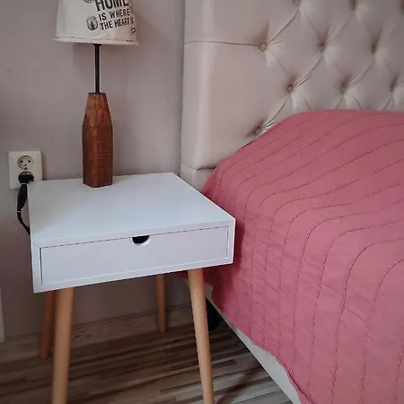 Flat In Neo Country Style Aus Gruenderzeit Bis 6 Person * Leipzig