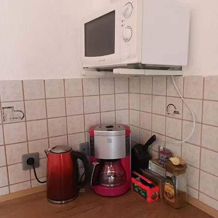 Flat In Neo Country Style Aus Gruenderzeit Bis 6 Person Apartamento