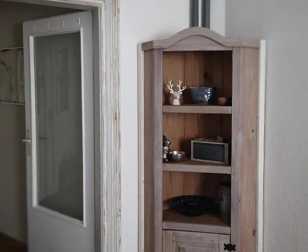 Flat In Neo Country Style Aus Gruenderzeit Bis 6 Person Διαμέρισμα *