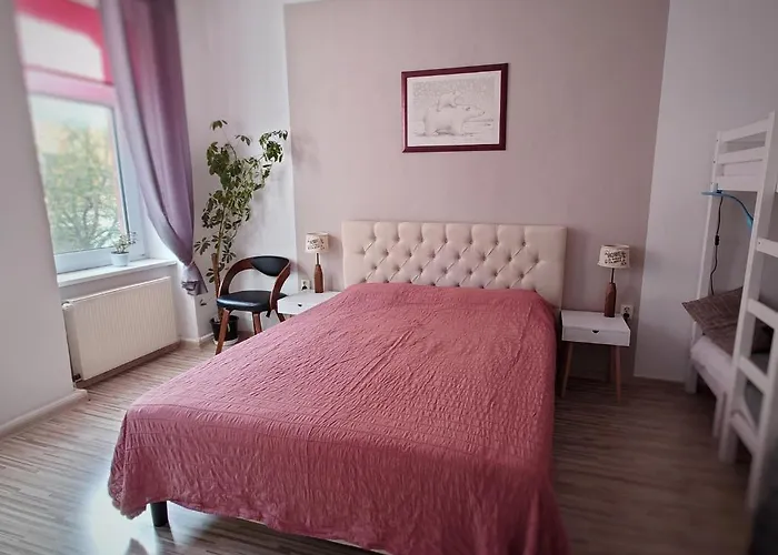 Διαμέρισμα Flat In Neo Country Style Aus Gruenderzeit Bis 6 Person