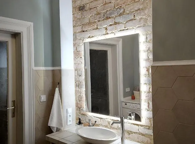Διαμέρισμα Flat In Neo Country Style Aus Gruenderzeit Bis 6 Person *
