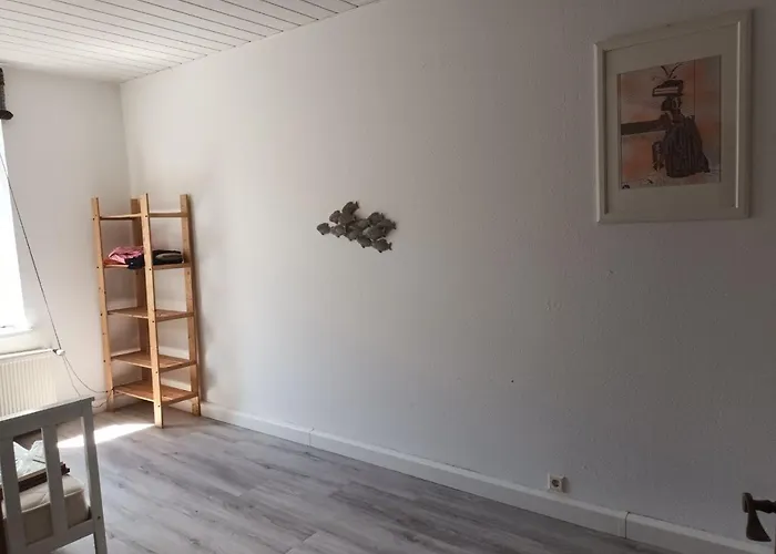Διαμέρισμα Flat In Neo Country Style Aus Gruenderzeit Bis 6 Person