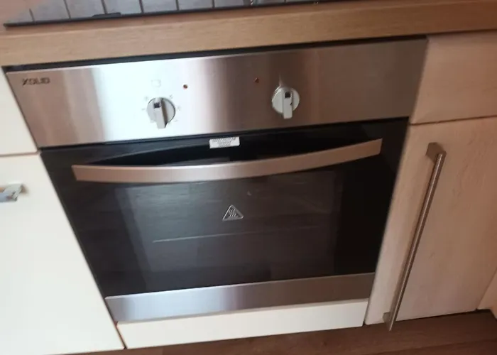 Διαμέρισμα Flat In Neo Country Style Aus Gruenderzeit Bis 6 Person Λειψία