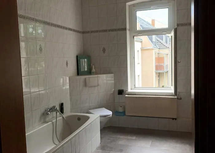 Flat In Neo Country Style Aus Gruenderzeit Bis 6 Person * Λειψία